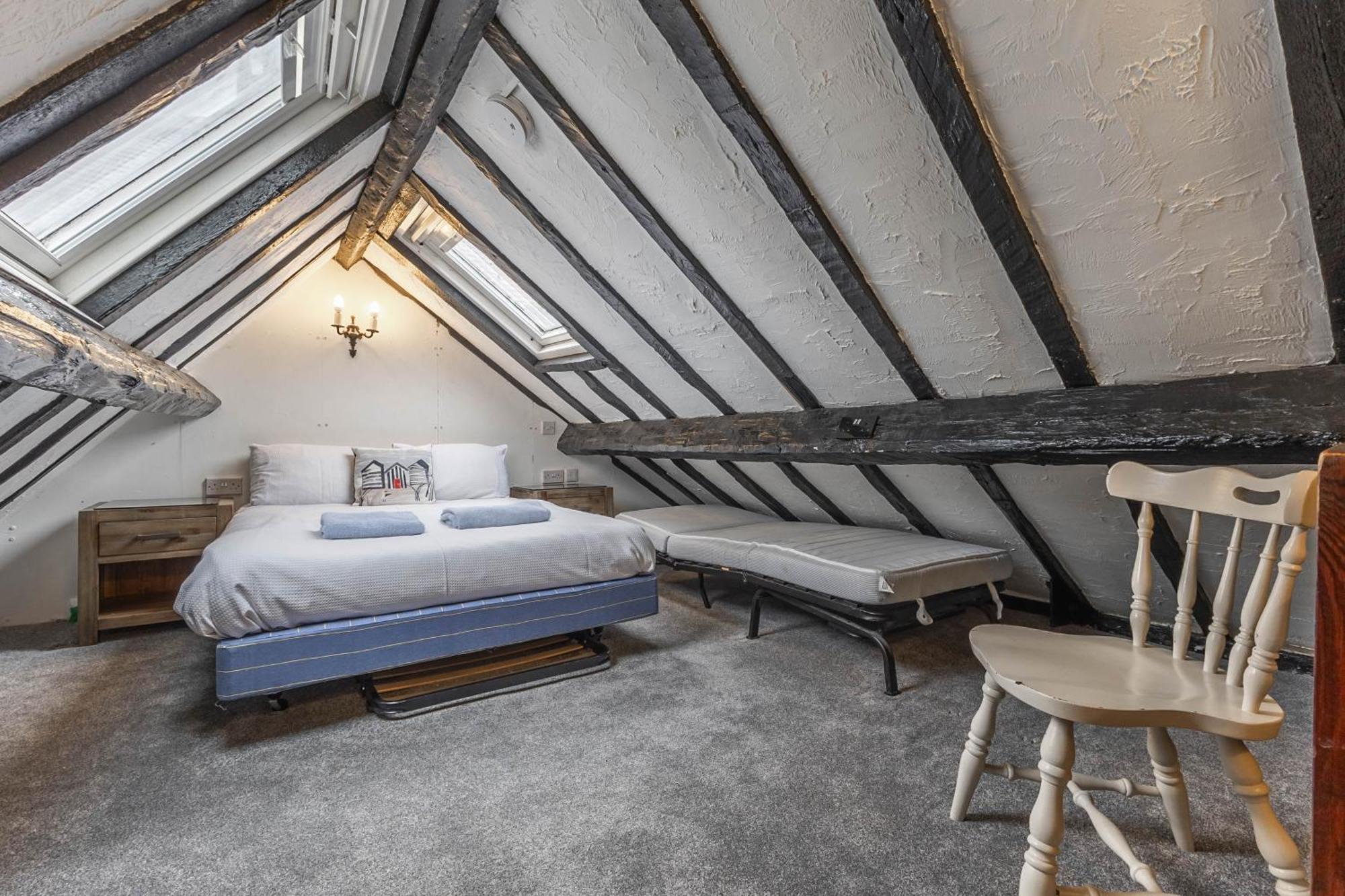Entire 2 Bedroom In Casa de Férias *