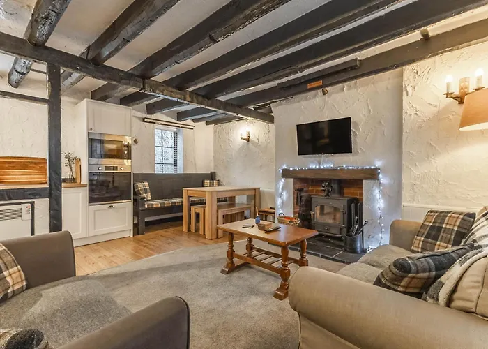 Entire 2 Bedroom Cottage In Whitby